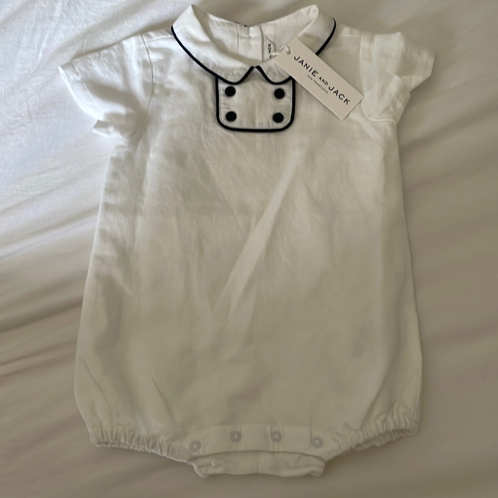 NWT Janie & Jack 12-18 month white bubble
